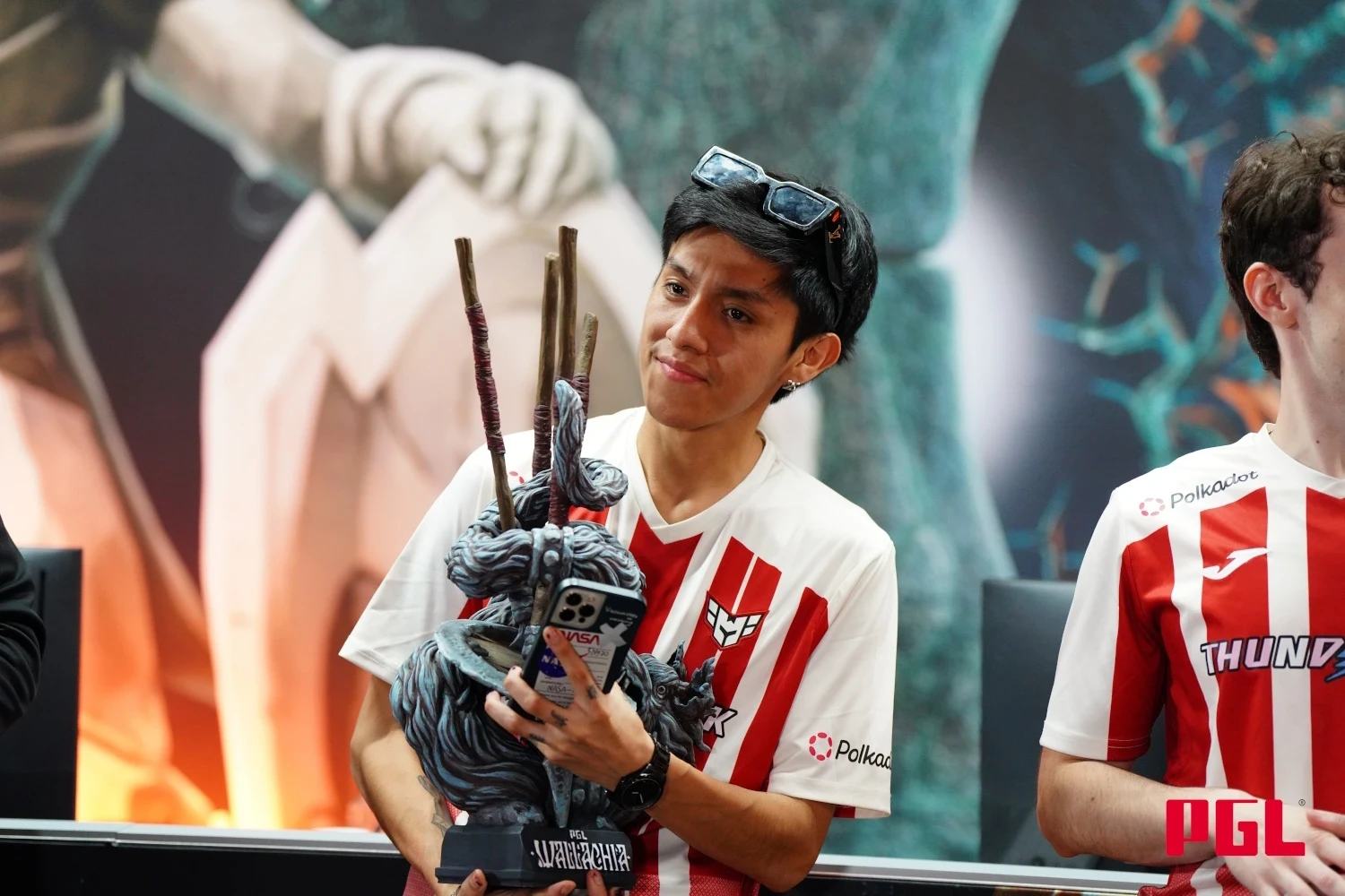 Игрок Team Cobra по Dota 2 признал безответственность и объяснил проблемы с английским